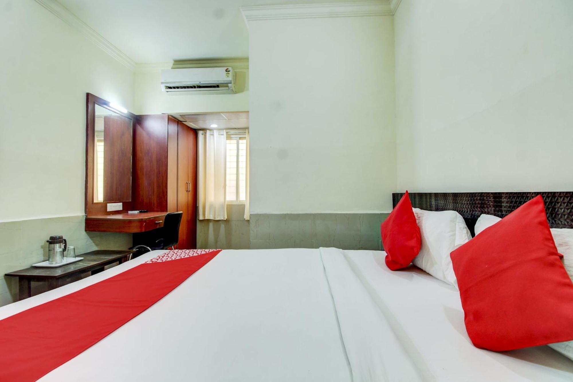 Super Hotel O Nar Comforts Near Ksr Railway Station Bangalore Exterior photo